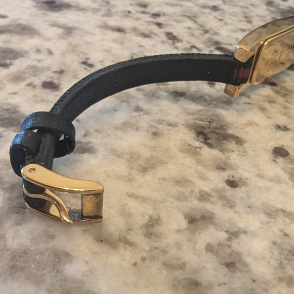 Rare Vintage Gucci watch - Picture 3 of 7